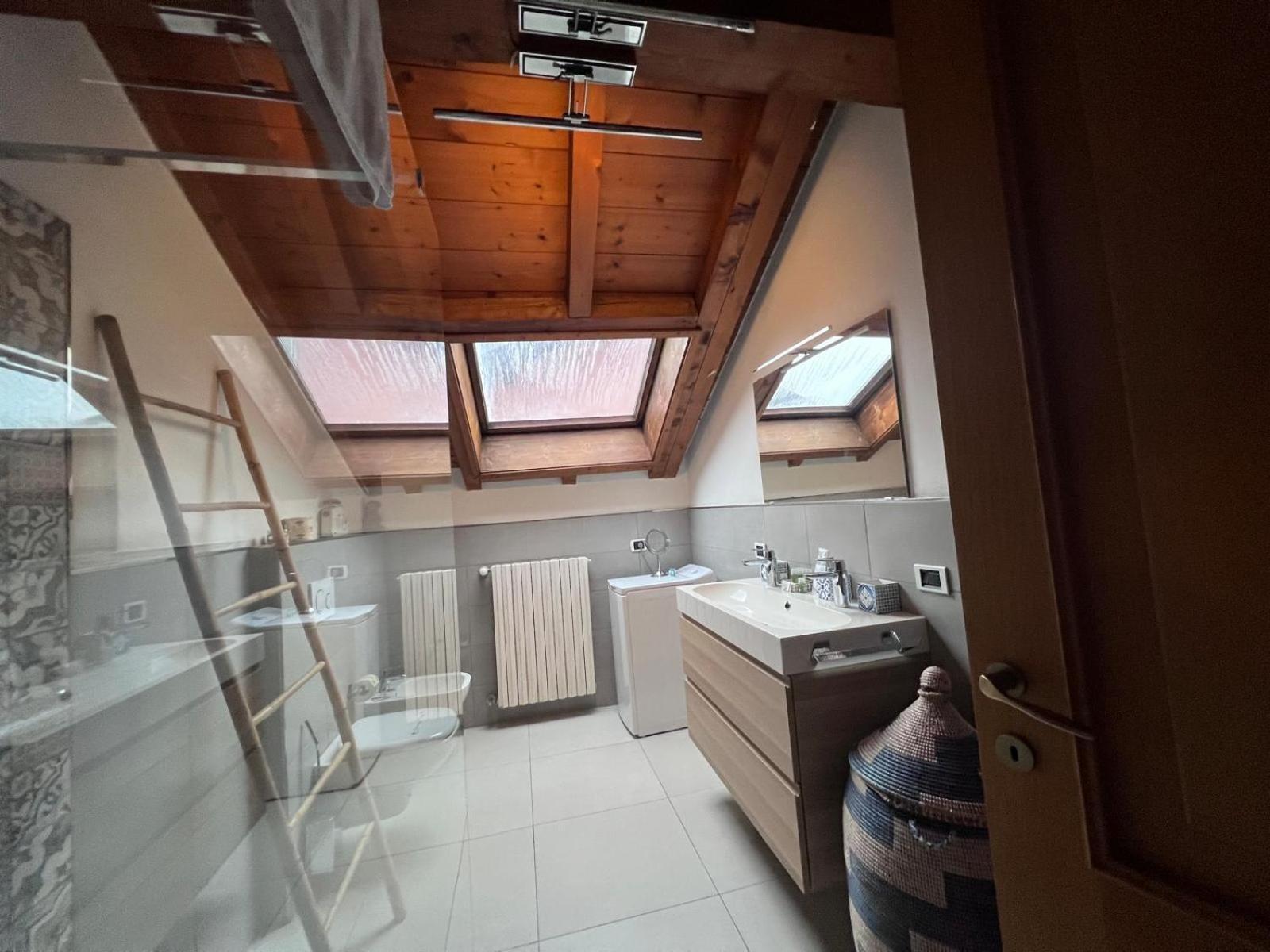 Kibilu - Via Orrigoni Centro Citta Appartement Varese Buitenkant foto